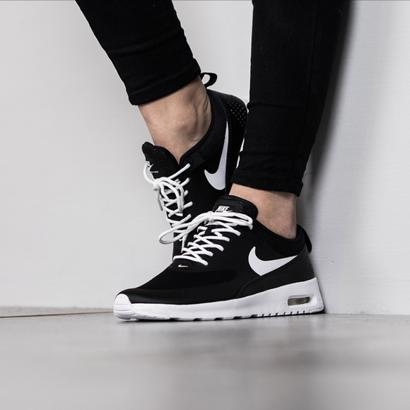 NWT Nike Air Max Thea GS w/Black WMNS - Picture 2 of 8